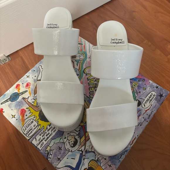 Jeffrey Campbell White Platform Sandals with Chunky Design - Picture 2 of 4